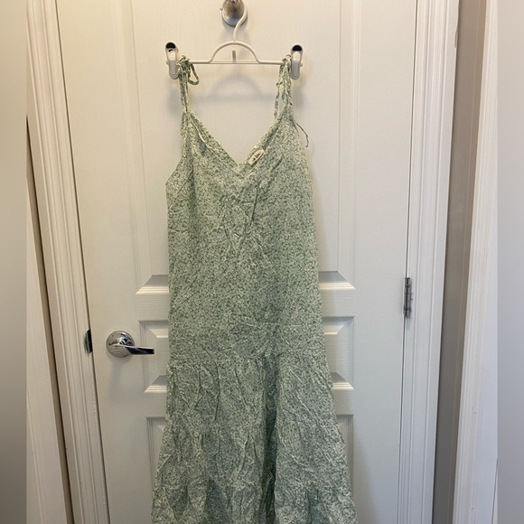 Loretta Floral Dress - Picture 5 of 5